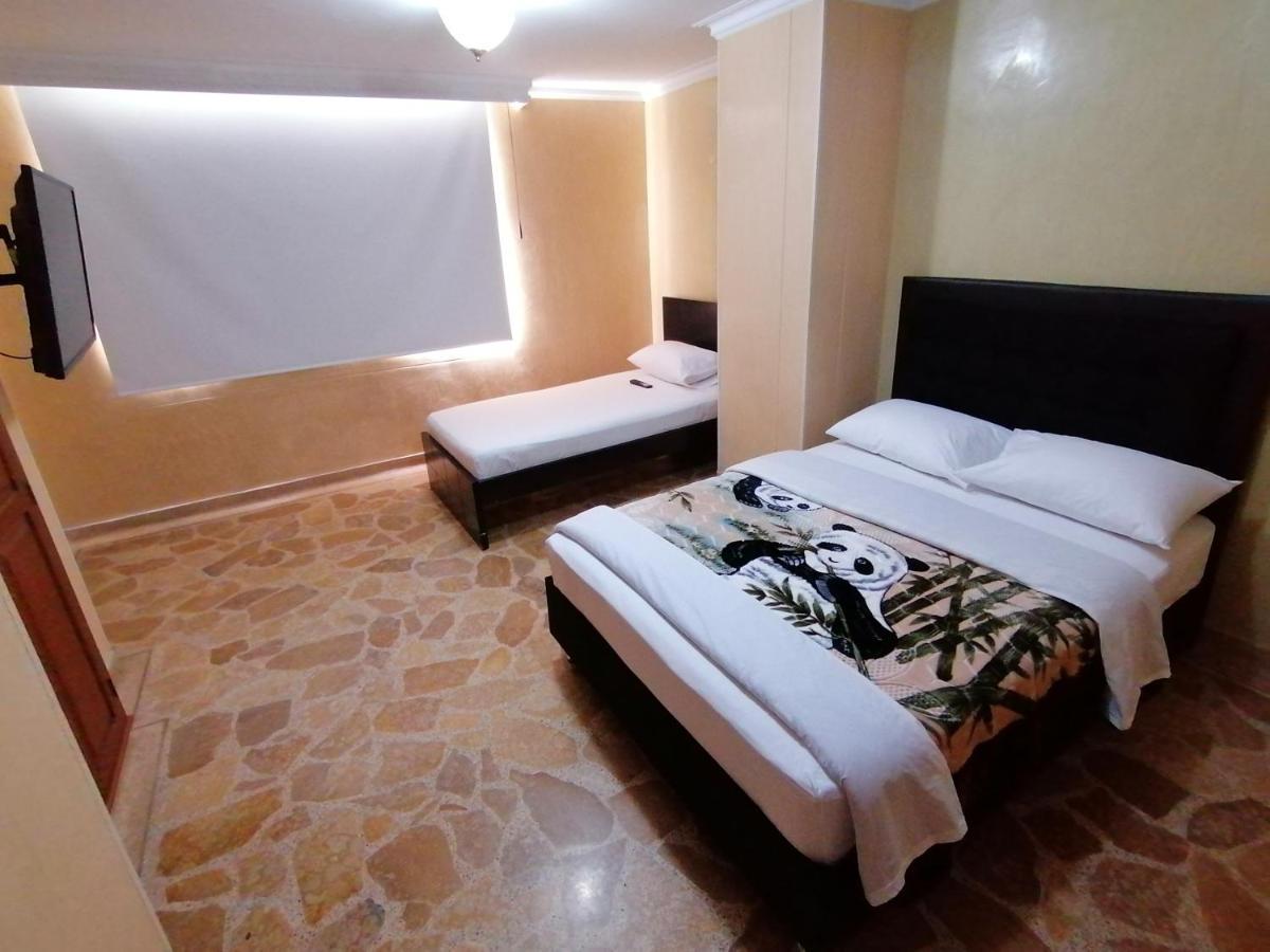 Hotel Golden Suite Pereira Exterior foto