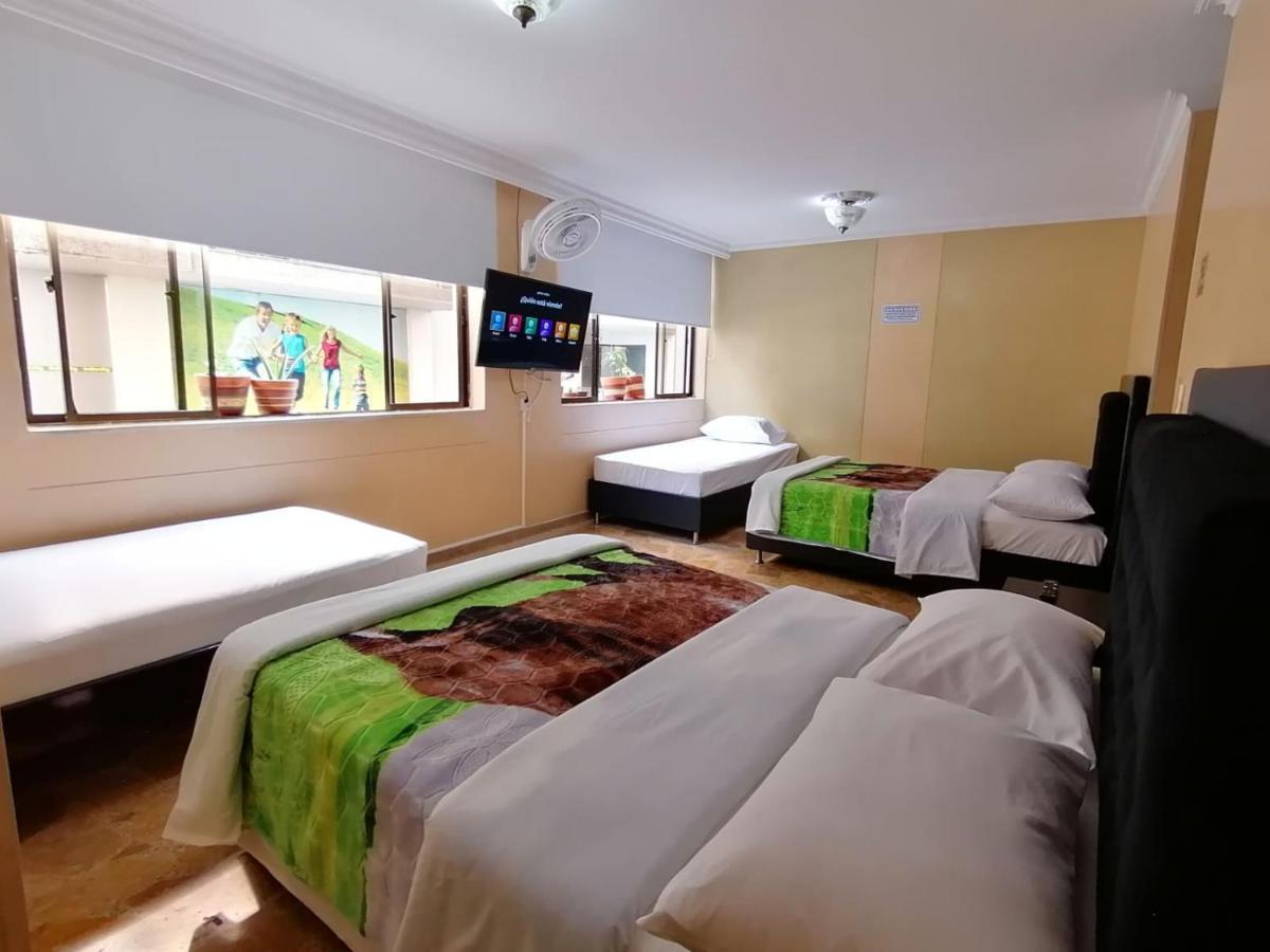 Hotel Golden Suite Pereira Exterior foto