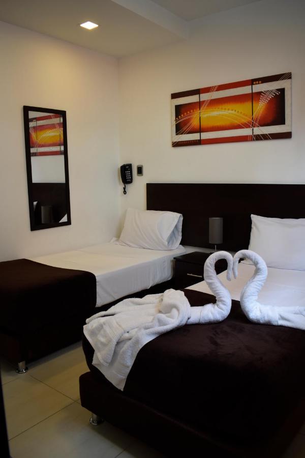 Hotel Golden Suite Pereira Exterior foto